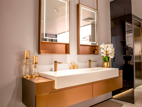 Middle of the exhibition hall-1